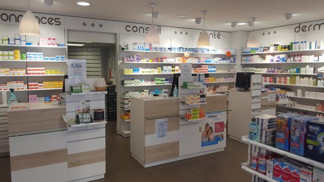 pharmacie de la poste comptoir